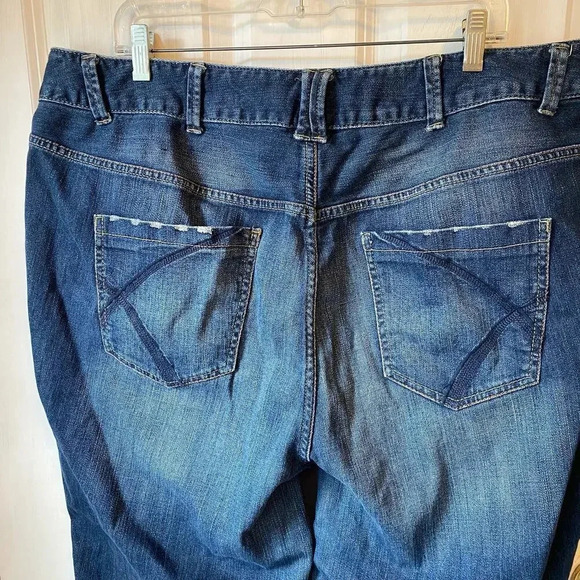 Lane Bryant Distinctly Boot Jeans Light wash blue Women Plus Size 22P Pocket - Picture 5 of 6